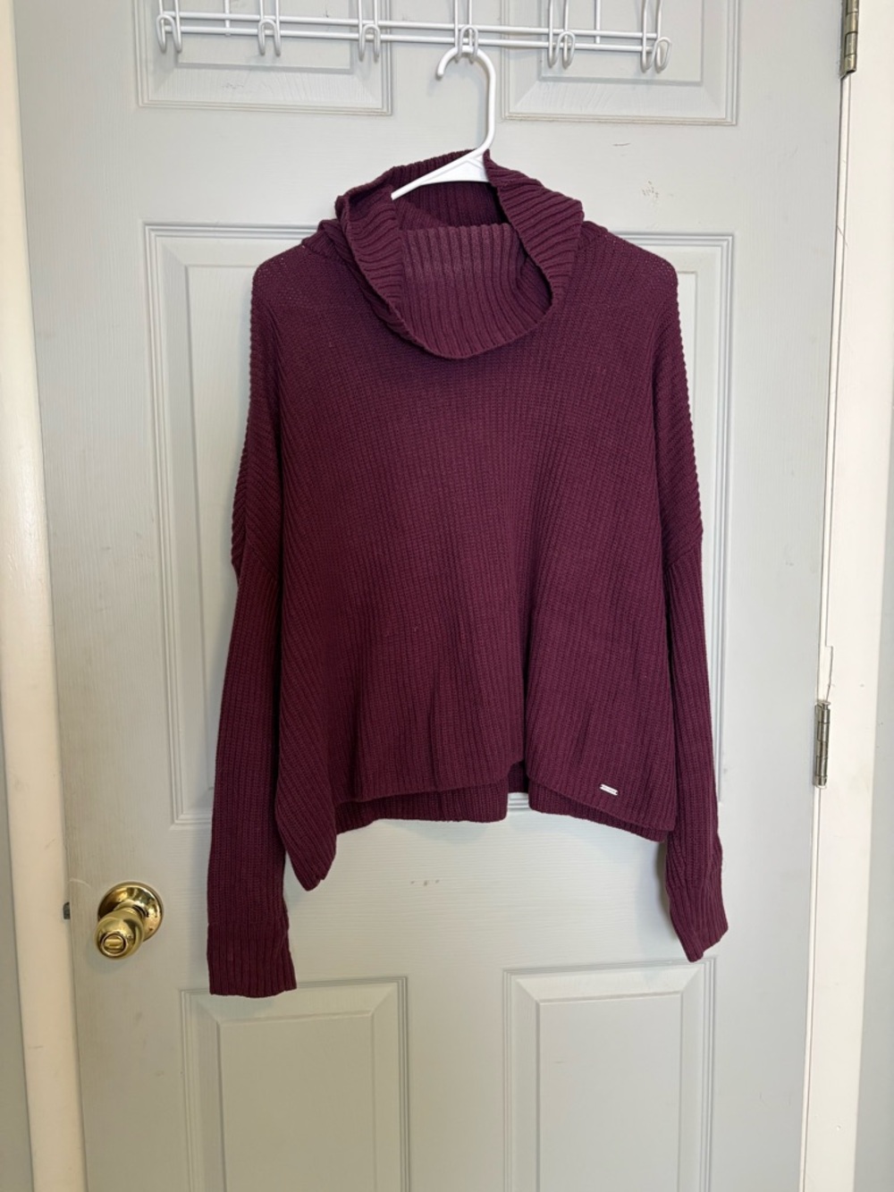 Hollister Women's Ribbed Turtleneck Sweater - Burgundy